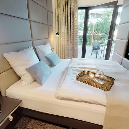 Apartment White Pearl 0.15